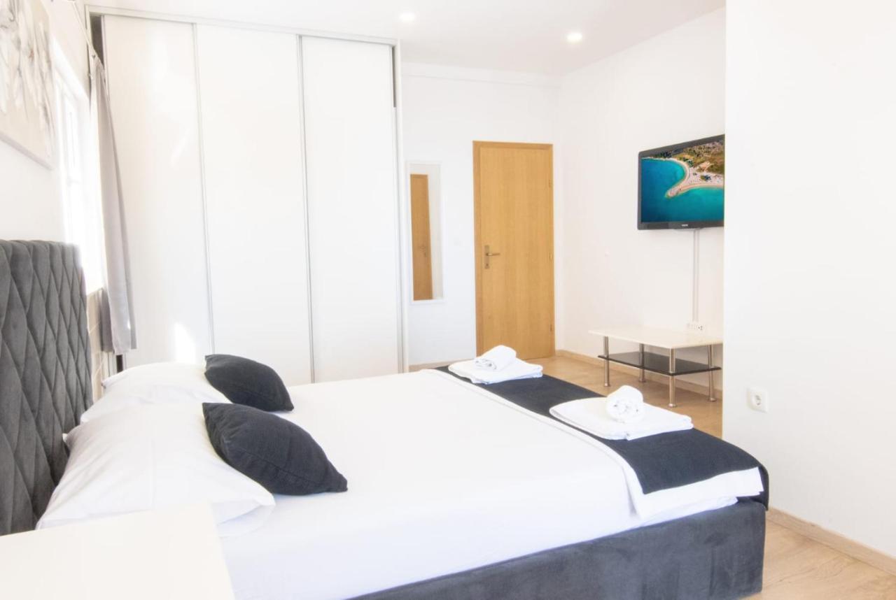 Apartment Cvita Free Beach Parking Makarska Extérieur photo