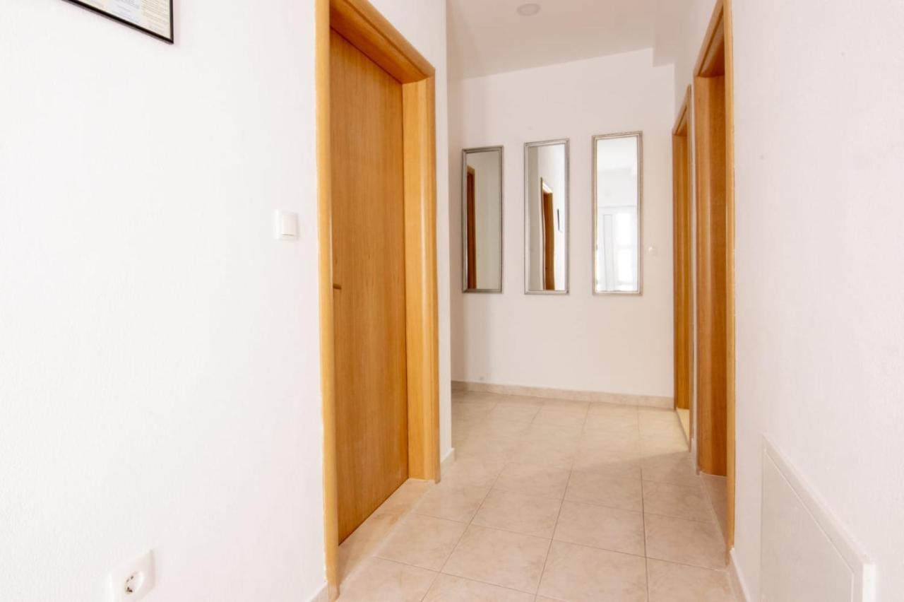 Apartment Cvita Free Beach Parking Makarska Extérieur photo